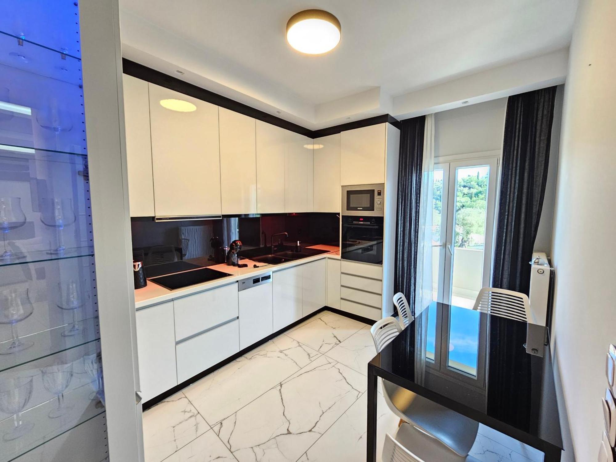 Apartamento Grey Luxury House Ypsos Exterior foto