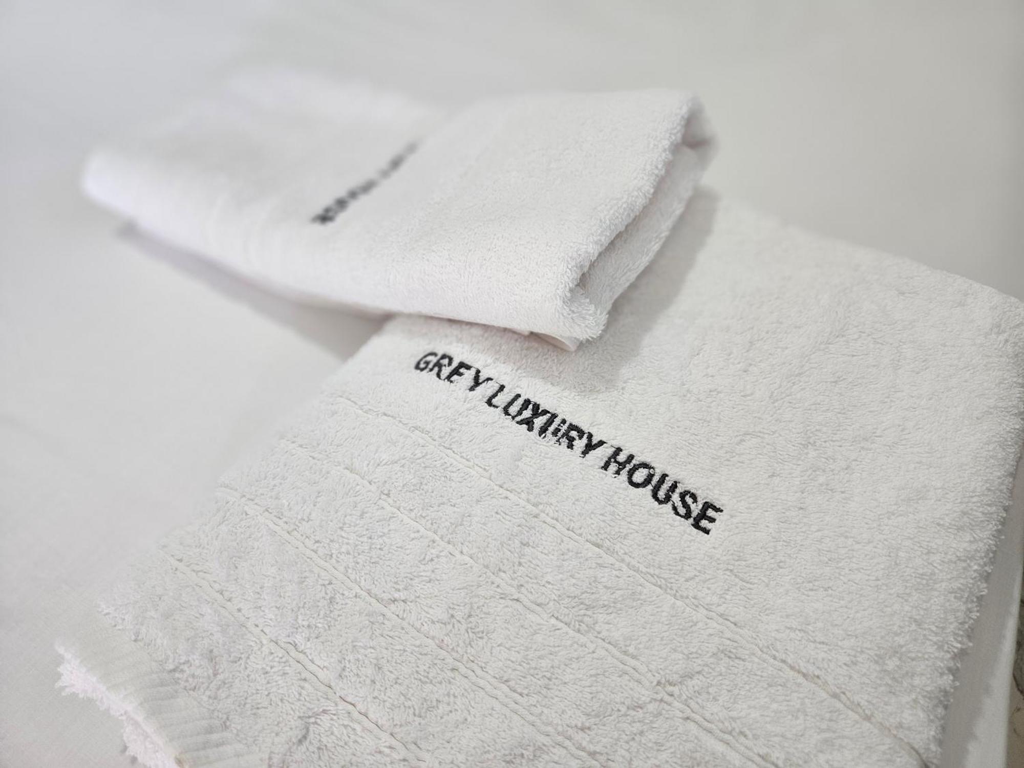 Apartamento Grey Luxury House Ypsos Exterior foto