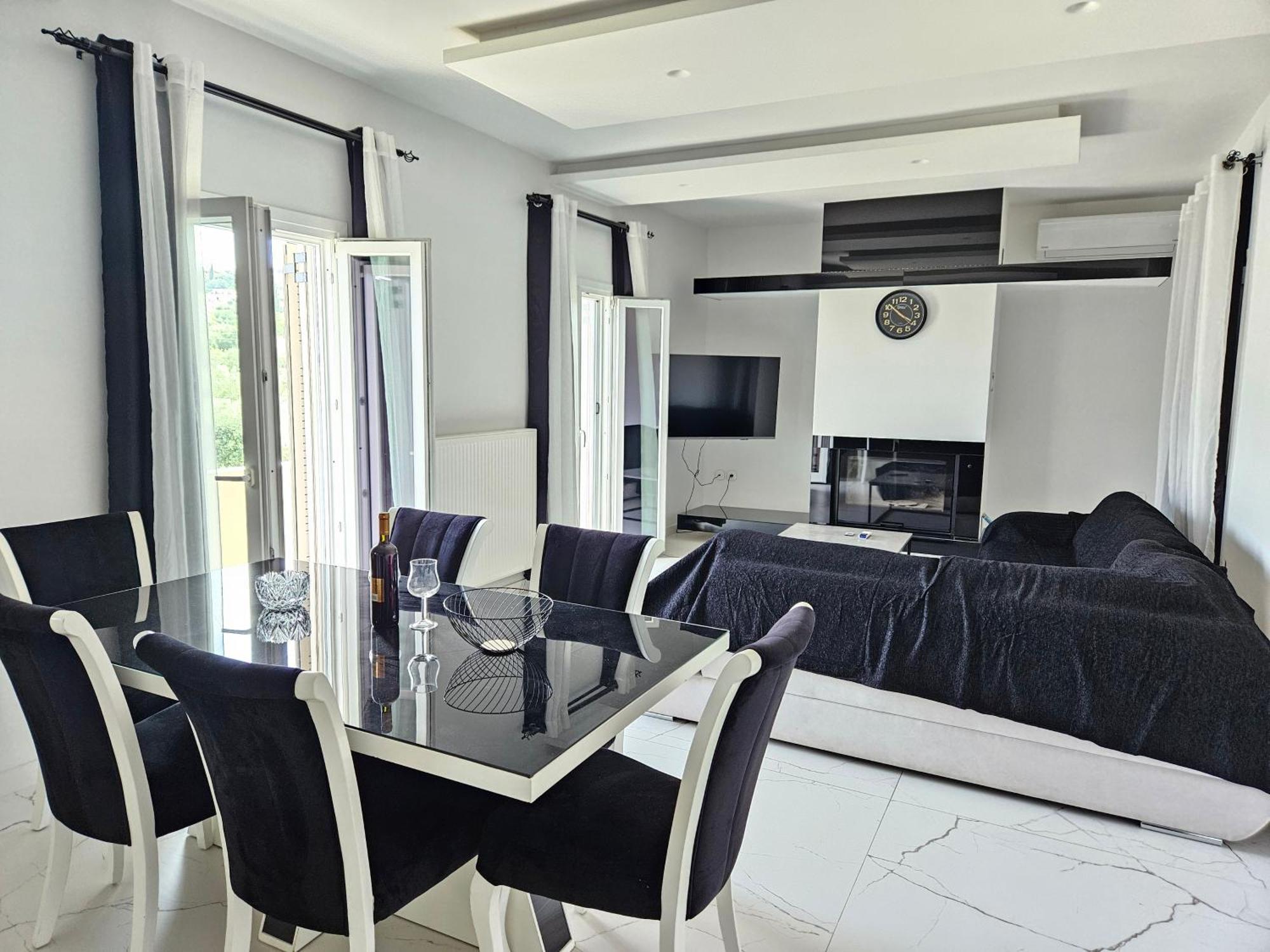 Apartamento Grey Luxury House Ypsos Exterior foto