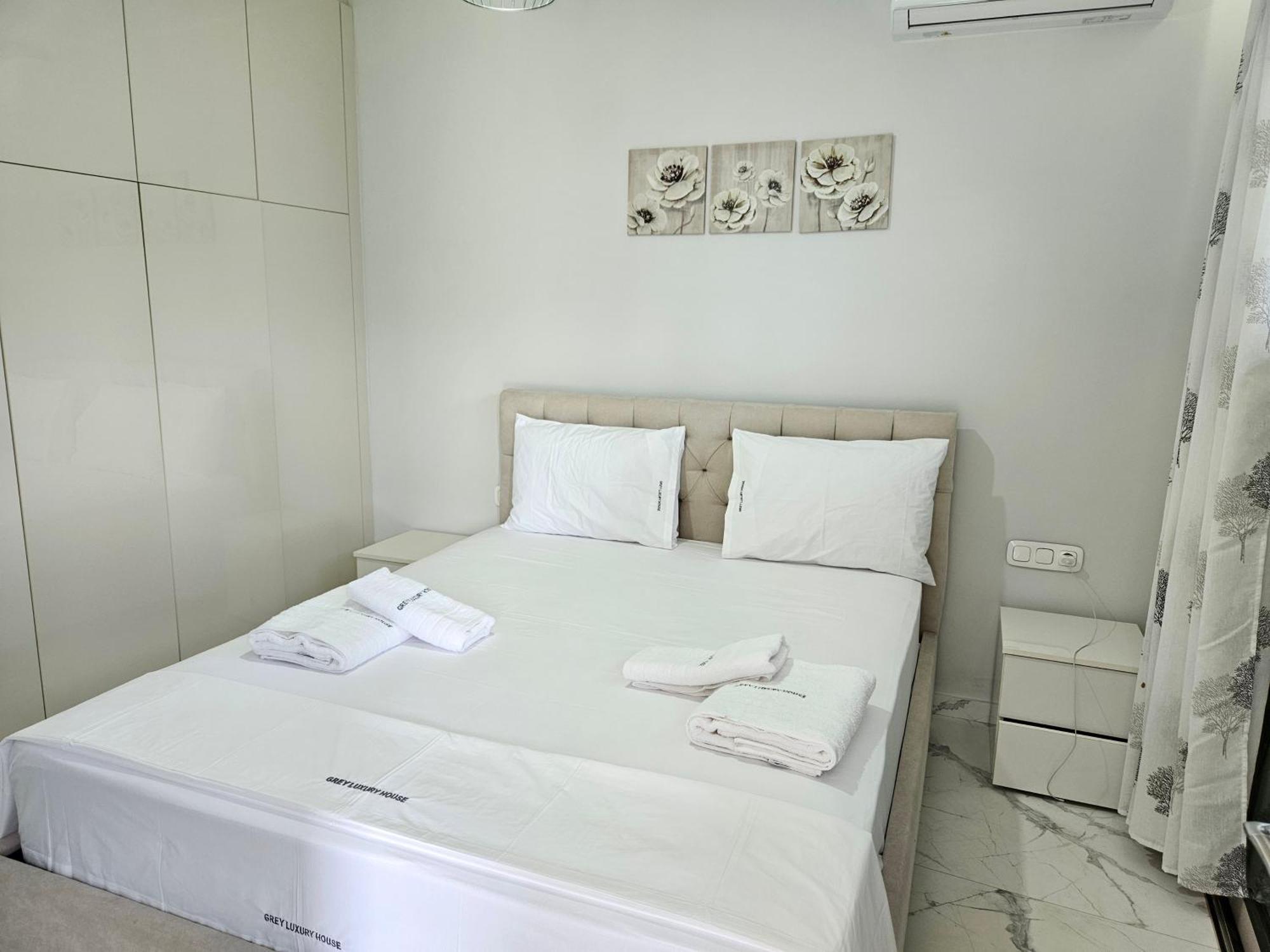Apartamento Grey Luxury House Ypsos Exterior foto