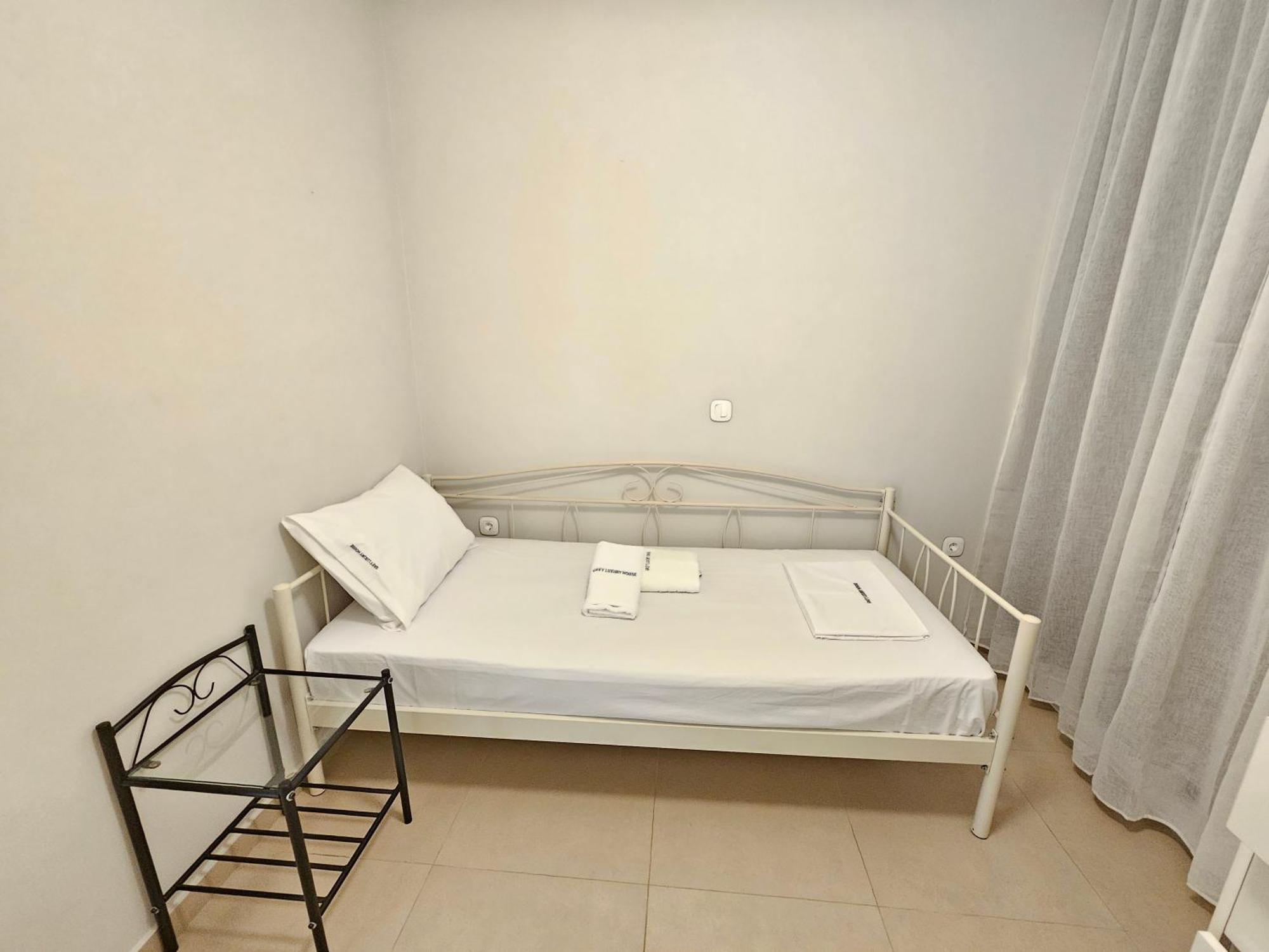 Apartamento Grey Luxury House Ypsos Exterior foto