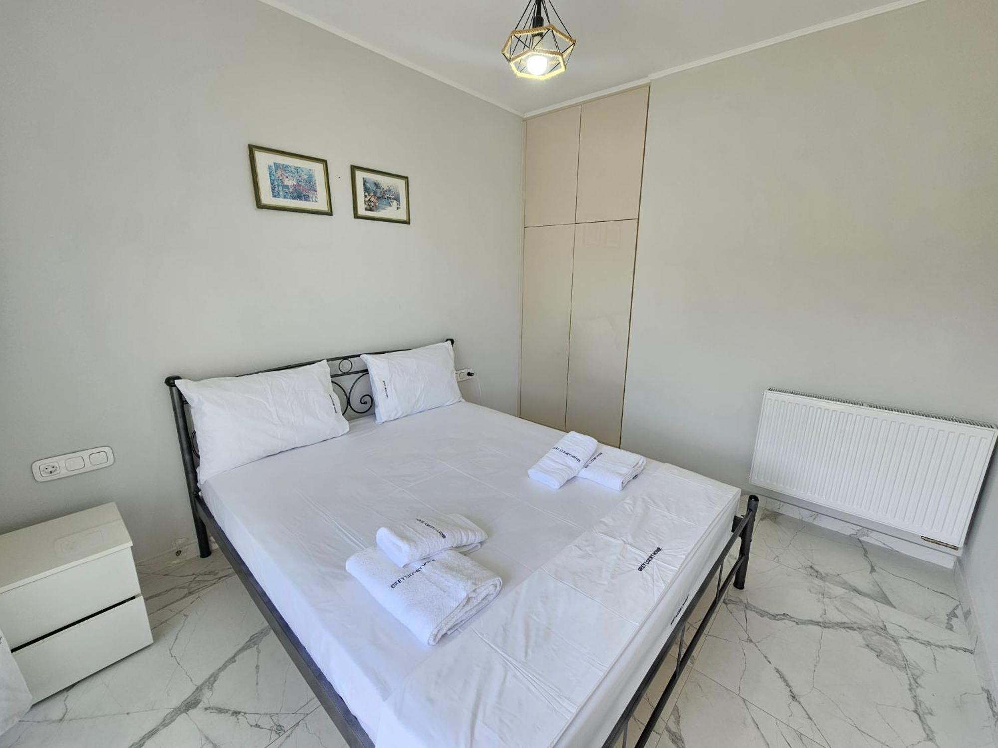 Apartamento Grey Luxury House Ypsos Exterior foto